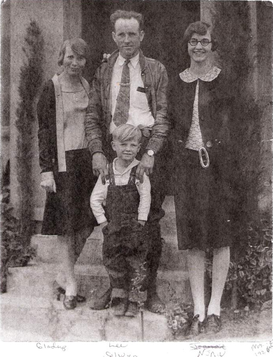 Gladys & Lee Willey & Son Selwyn, Sister Nona, Ca. 1927-28